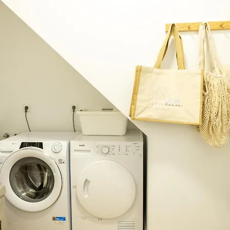 Blue House- Am Von Do Conde, Porto 別荘 ヴィラ・ド・コンデ